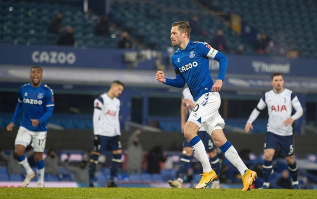 杯的吸引力 杯的吸引力